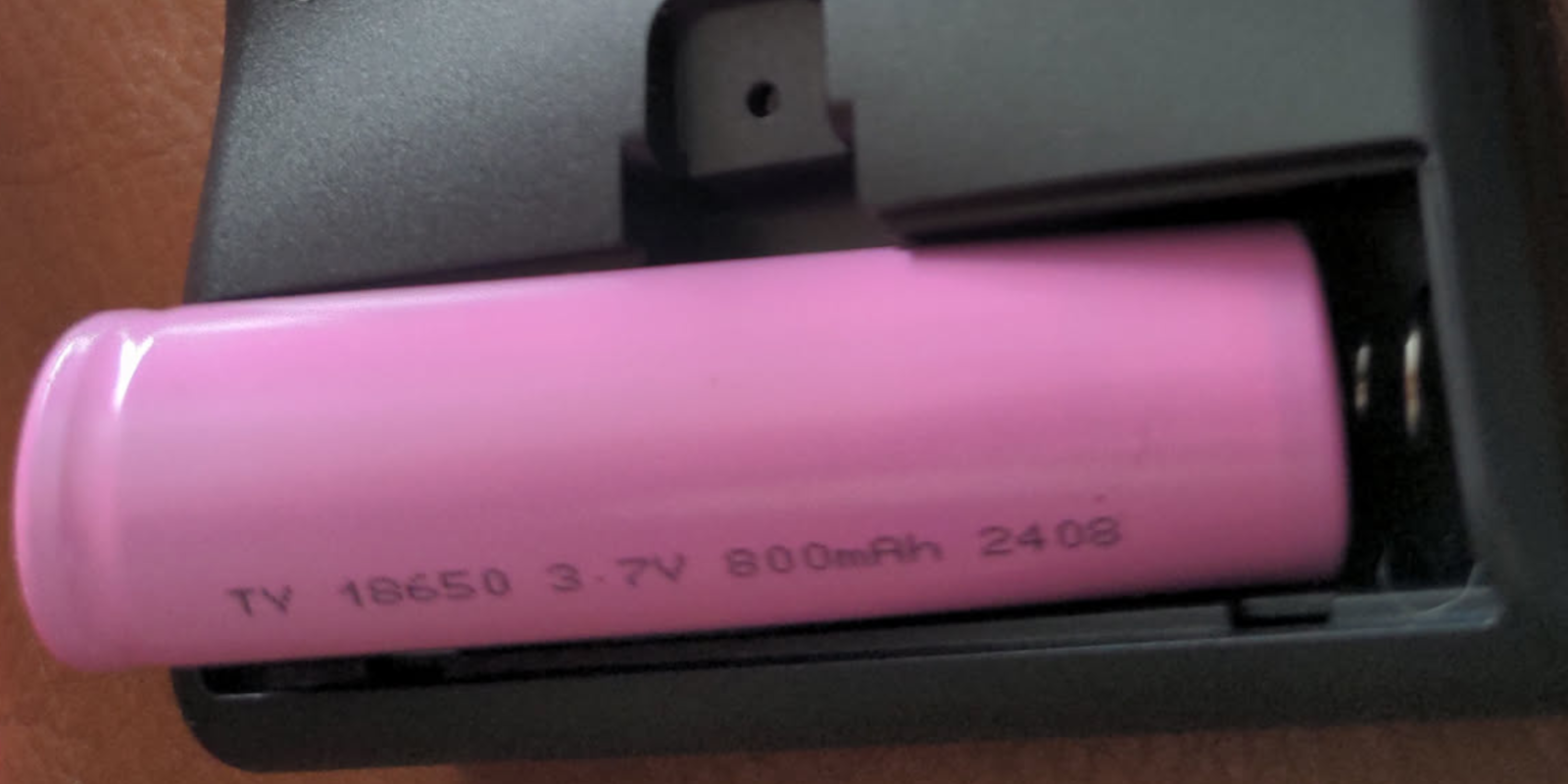 An 18650 battery in the gamebox