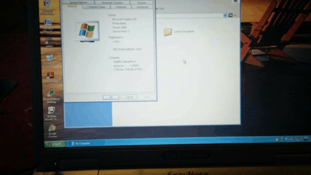 Windows 95 running on an easynote laptop